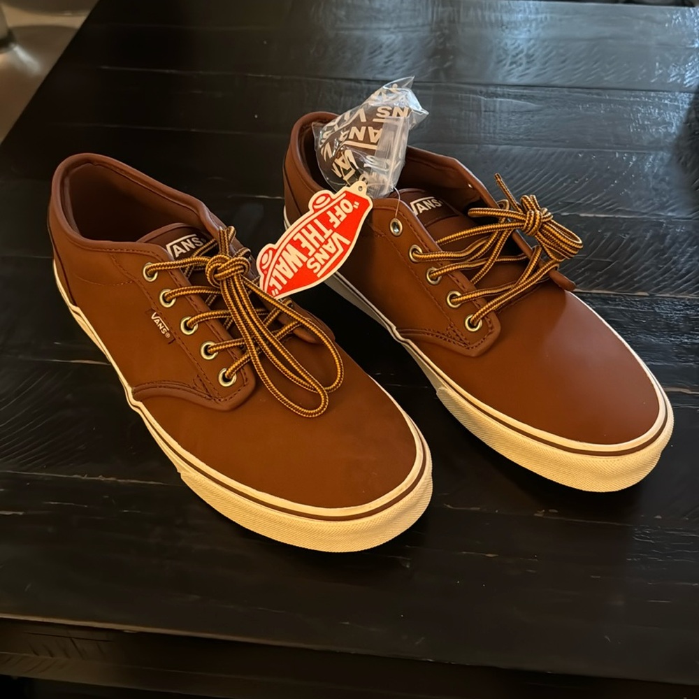 Vans Atwood low top trainer sneakers leather brown